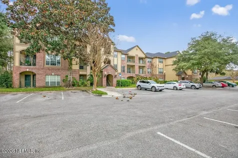 7800 Point Meadows Drive Jacksonville FL 32256