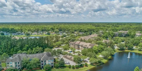 7800 Point Meadows Drive Jacksonville FL 32256