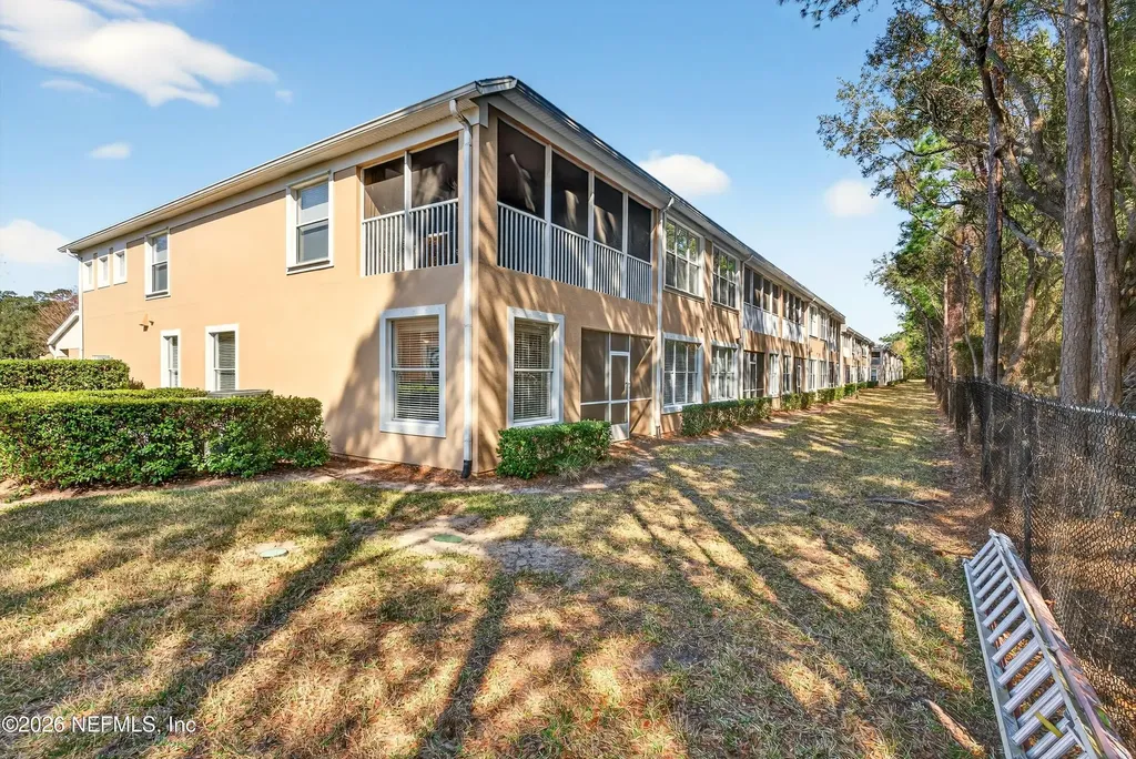 8699 Little Swift Circle Jacksonville FL 32256