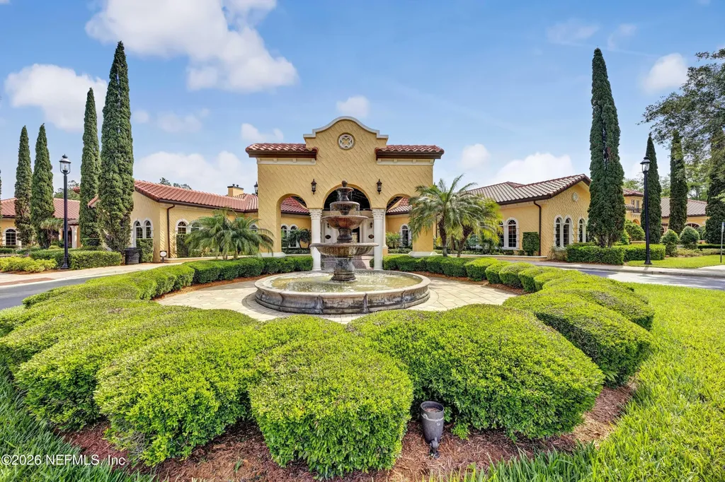 8699 Little Swift Circle Jacksonville FL 32256