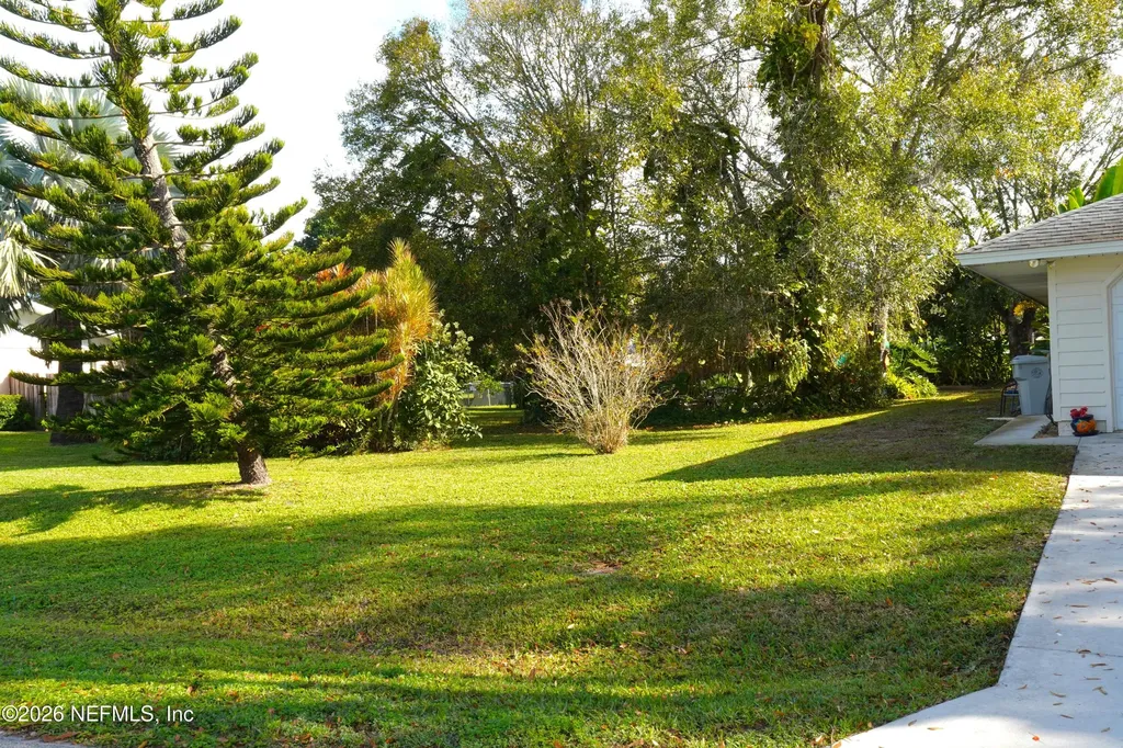 166 23rd Avenue Vero Beach FL 32962