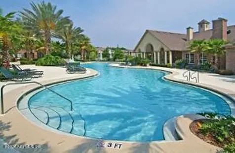 7800 Point Meadows Drive Jacksonville FL 32256