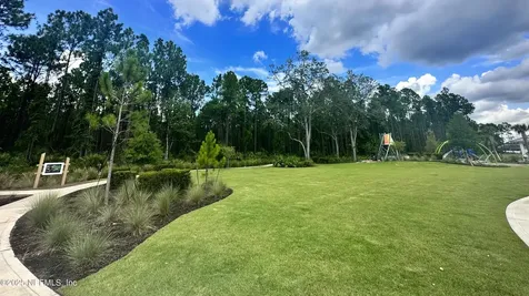 131 Holly Crk Drive St. Johns FL 32259