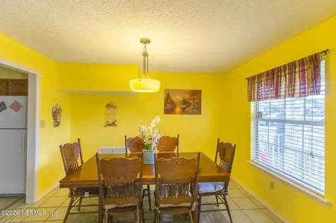 6110 W 4th Manor Palatka FL 32177