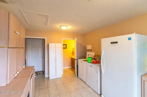 6110 W 4th Manor Palatka FL 32177