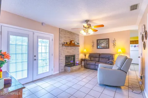 6110 W 4th Manor Palatka FL 32177