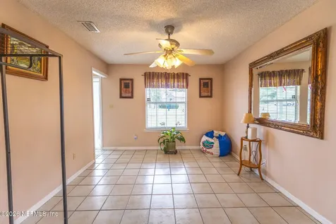6110 W 4th Manor Palatka FL 32177
