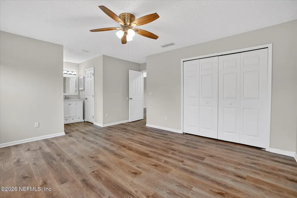 9614 Mayville Drive E Jacksonville FL 32222