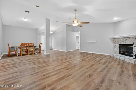 9614 Mayville Drive E Jacksonville FL 32222
