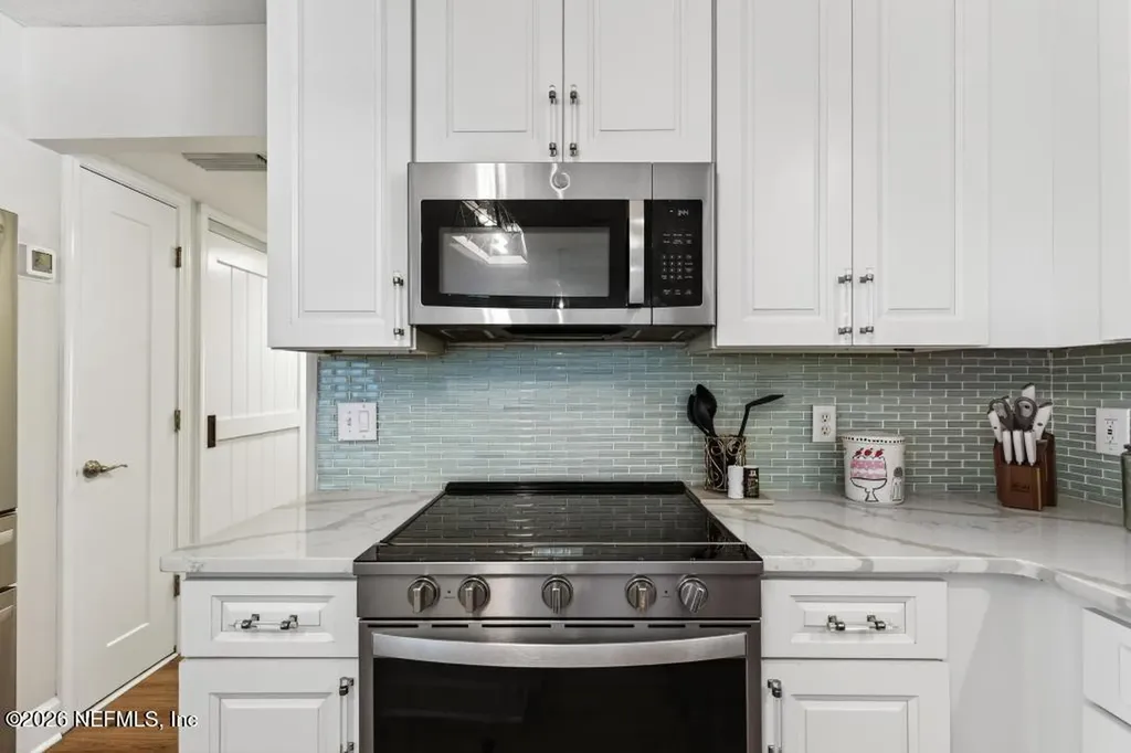4266 Hillwood Road Jacksonville FL 32223