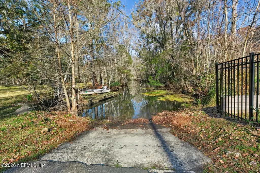 4266 Hillwood Road Jacksonville FL 32223