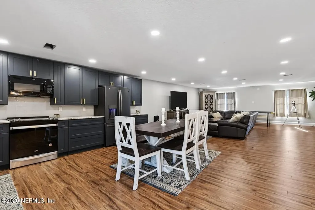 4266 Hillwood Road Jacksonville FL 32223
