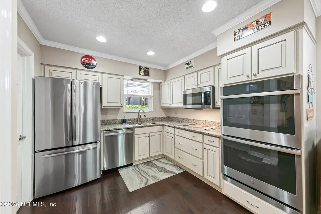 64 Phillips Avenue Ponte Vedra Beach FL 32082