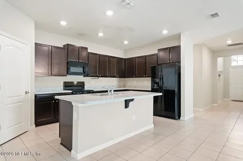 5677 Kellar Circle Jacksonville FL 32218