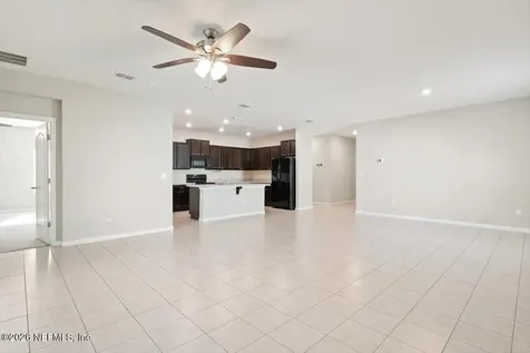 5677 Kellar Circle Jacksonville FL 32218