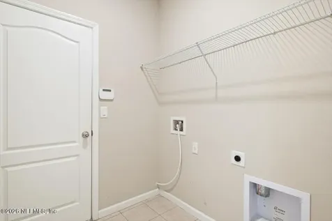 5677 Kellar Circle Jacksonville FL 32218