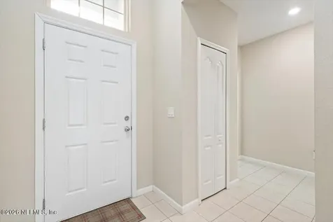 5677 Kellar Circle Jacksonville FL 32218