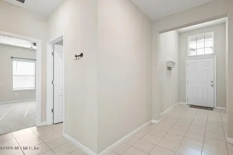 5677 Kellar Circle Jacksonville FL 32218