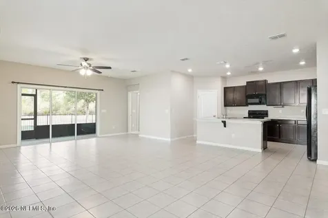 5677 Kellar Circle Jacksonville FL 32218