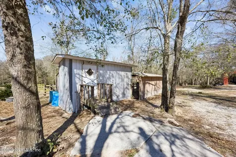 4564 Crazy Horse Avenue Middleburg FL 32068