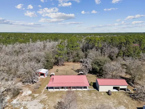 4564 Crazy Horse Avenue Middleburg FL 32068