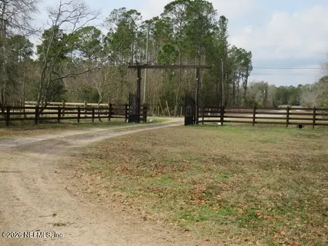 4564 Crazy Horse Avenue Middleburg FL 32068