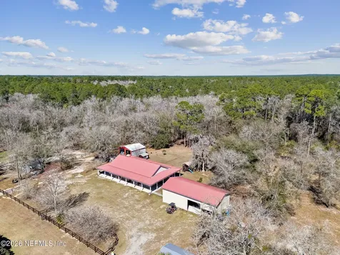 4564 Crazy Horse Avenue Middleburg FL 32068