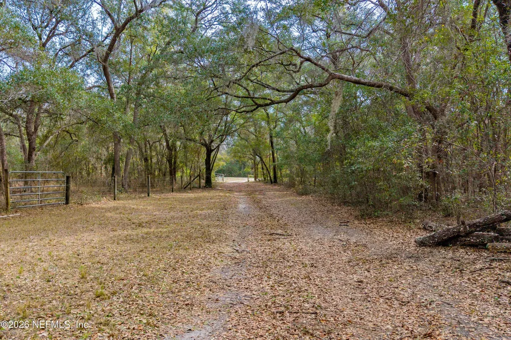 19514 N County Road 225 Gainesville FL 32609