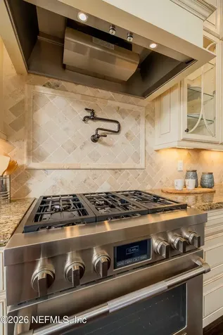 30 Blue Hole Court St. Johns FL 32259