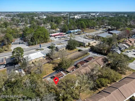 8140 Sutton Place E Jacksonville FL 32217