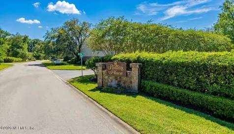 8140 Sutton Place E Jacksonville FL 32217