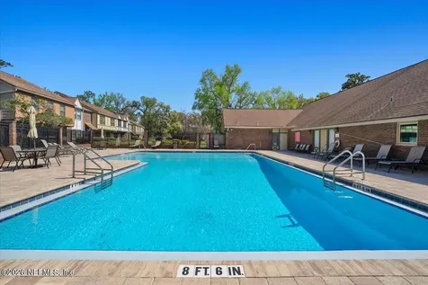 8140 Sutton Place E Jacksonville FL 32217