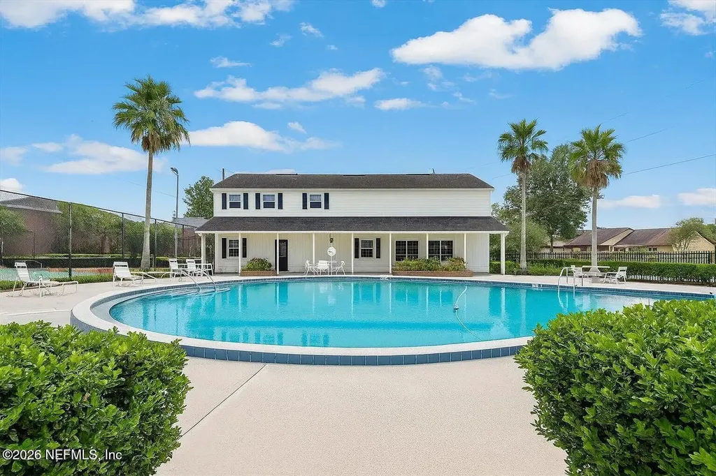4915 Baymeadows Road Jacksonville FL 32217
