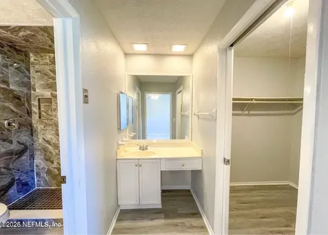 4915 Baymeadows Road Jacksonville FL 32217