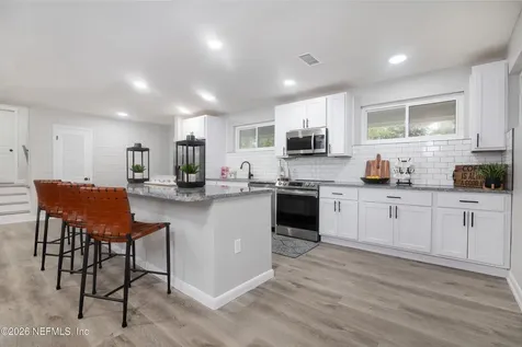 7214 Poinciana Avenue Jacksonville FL 32217