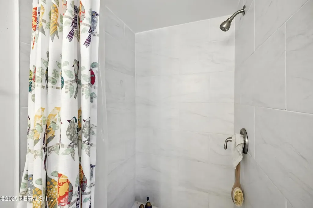 229 Margaret Street Neptune Beach FL 32266