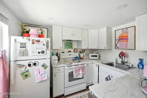 229 Margaret Street Neptune Beach FL 32266