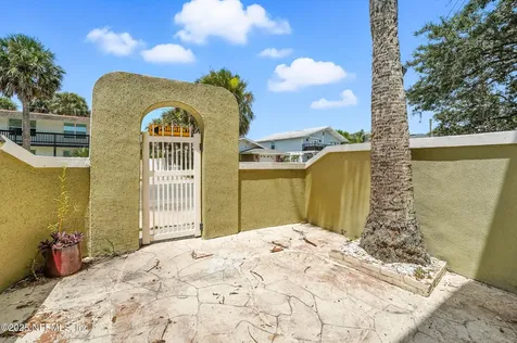 229 Margaret Street Neptune Beach FL 32266