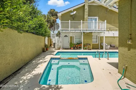 229 Margaret Street Neptune Beach FL 32266