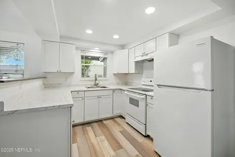 229 Margaret Street Neptune Beach FL 32266