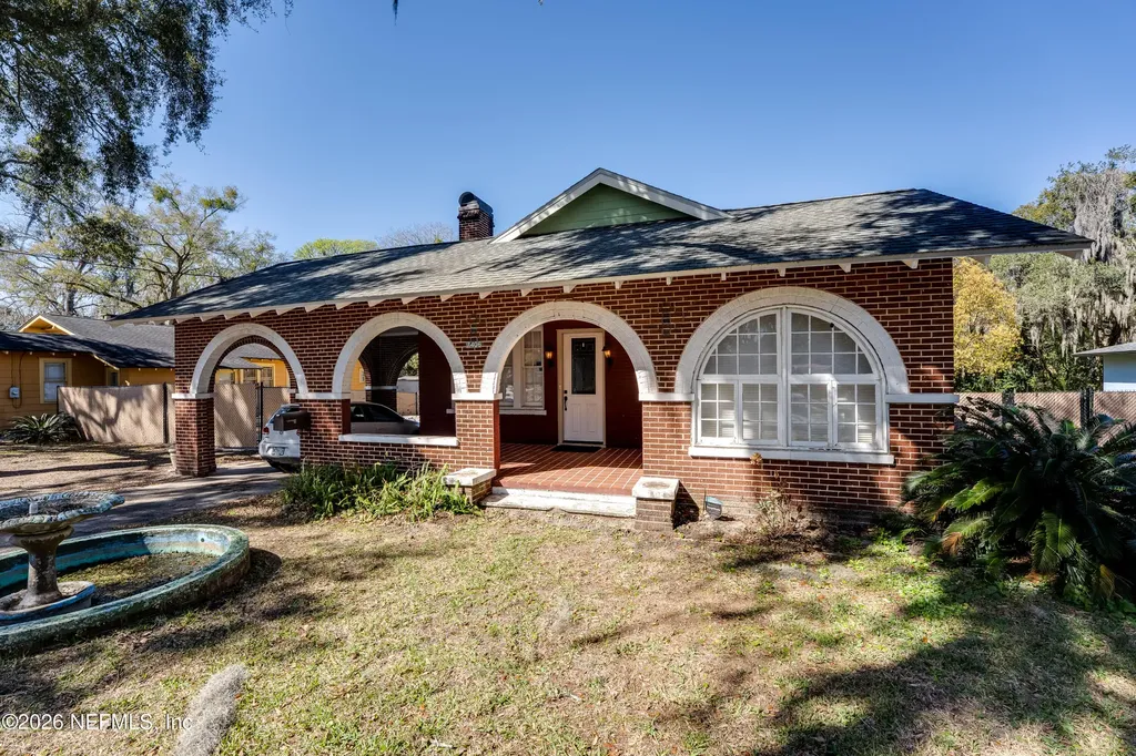 7406 Laura Street N Jacksonville FL 32208
