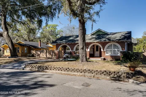 7406 Laura Street N Jacksonville FL 32208