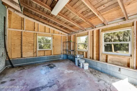 7406 Laura Street N Jacksonville FL 32208