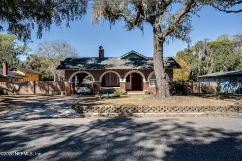 7406 Laura Street N Jacksonville FL 32208