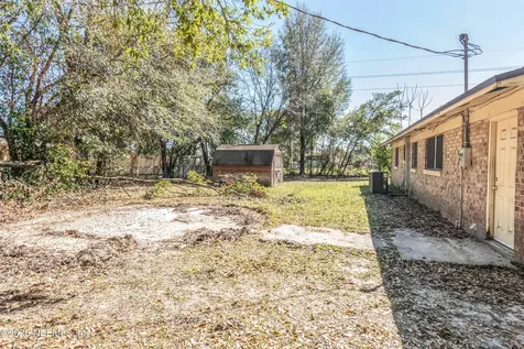 521 Quail Lane Macclenny FL 32063