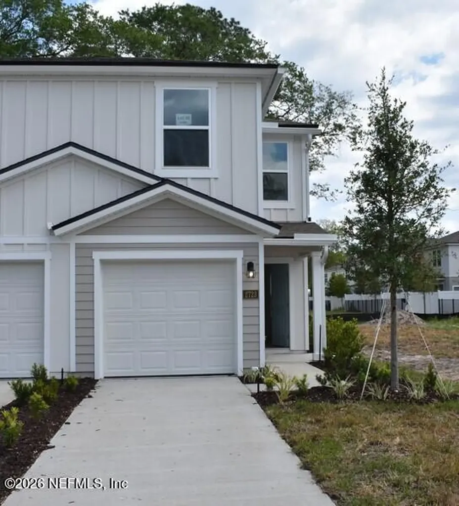 2723 Iron Rock Court Jacksonville FL 32254