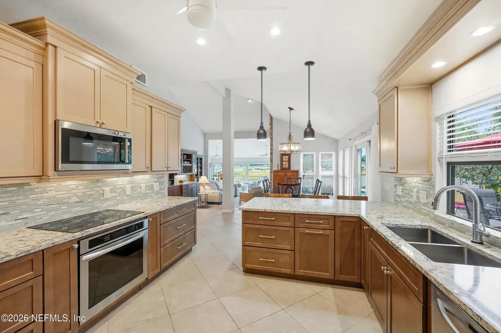 27 Lake Julia Drive S Ponte Vedra Beach FL 32082