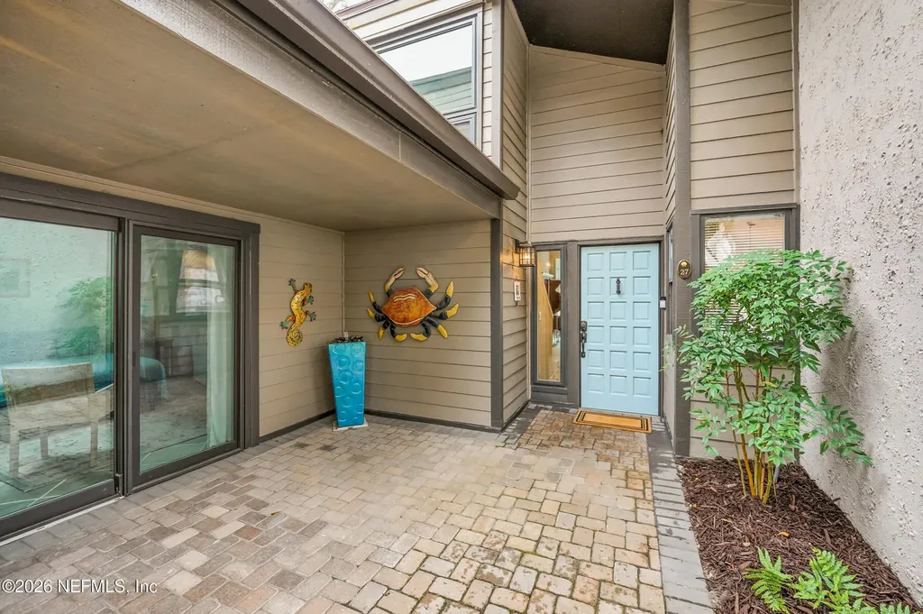 27 Lake Julia Drive S Ponte Vedra Beach FL 32082