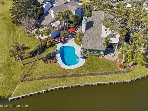 27 Lake Julia Drive S Ponte Vedra Beach FL 32082