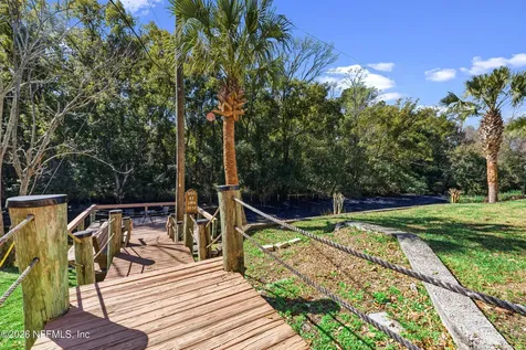 4836 Atlantic Boulevard Jacksonville FL 32207